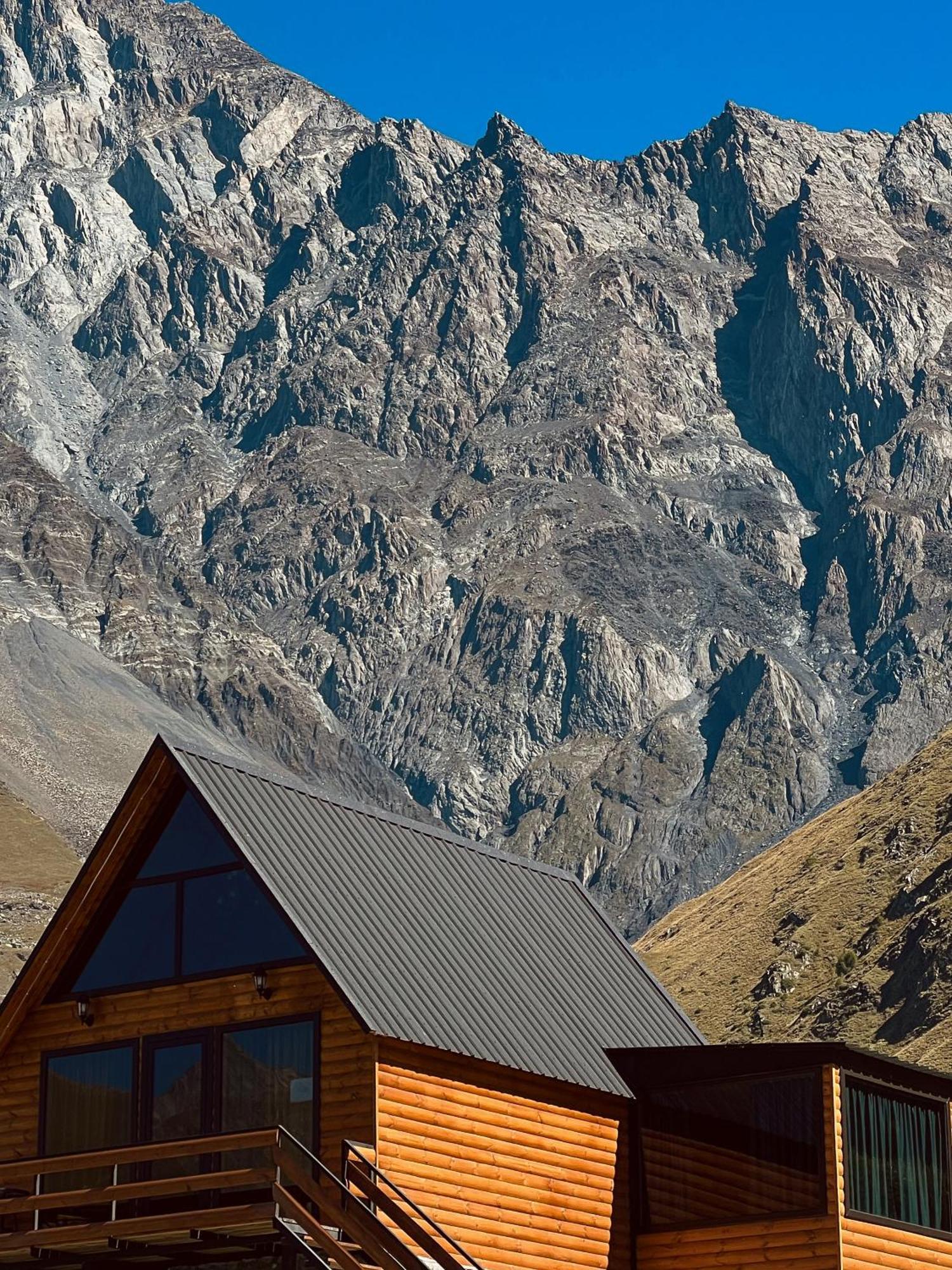 Kazbegi Inn Cottages Zewnętrze zdjęcie