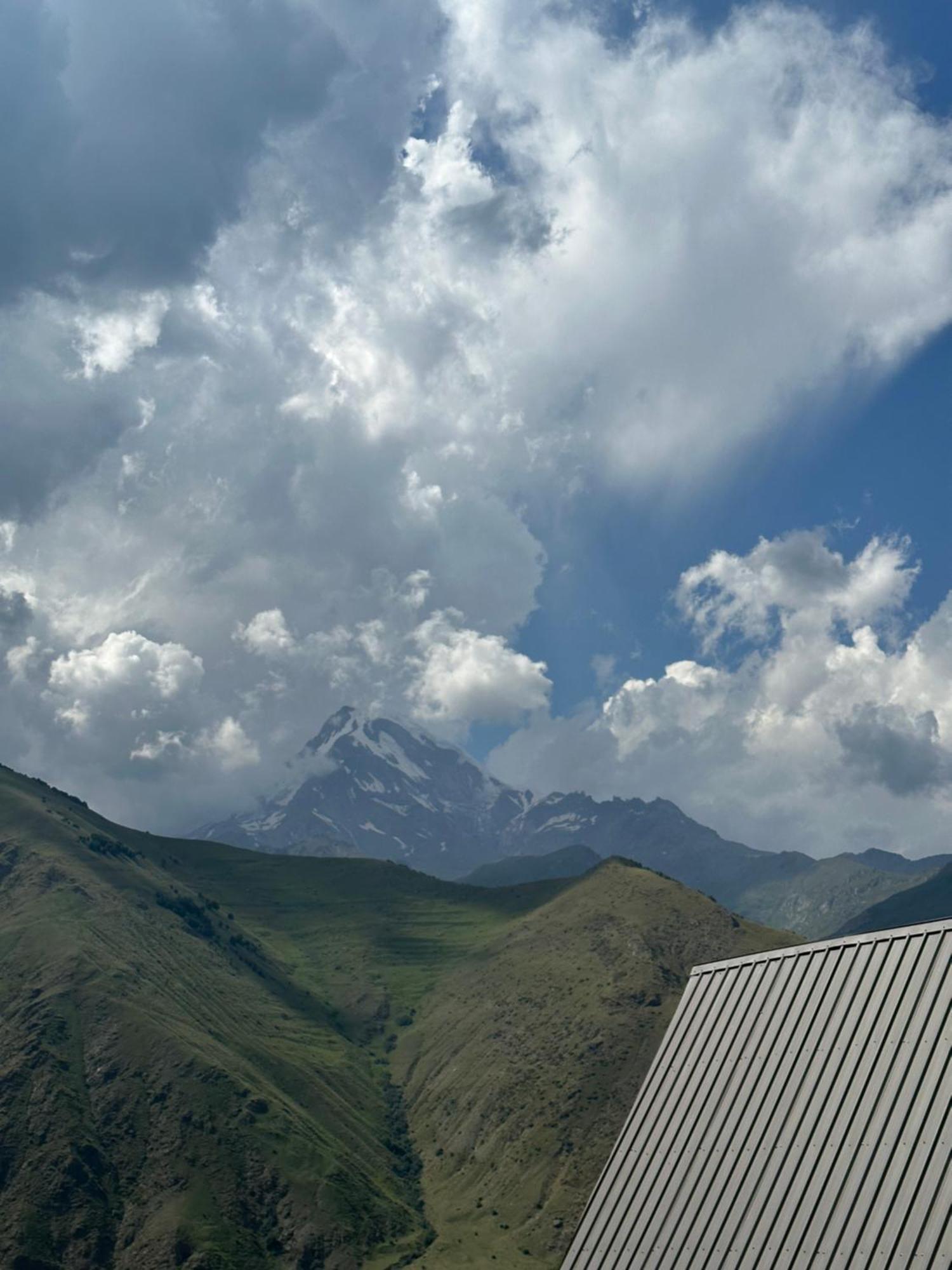 Kazbegi Inn Cottages Zewnętrze zdjęcie