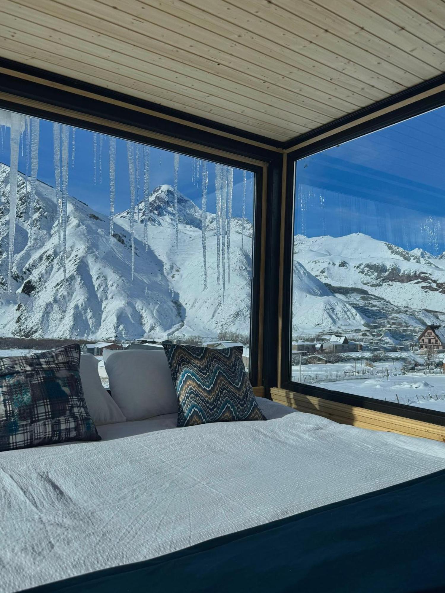 Kazbegi Inn Cottages Zewnętrze zdjęcie