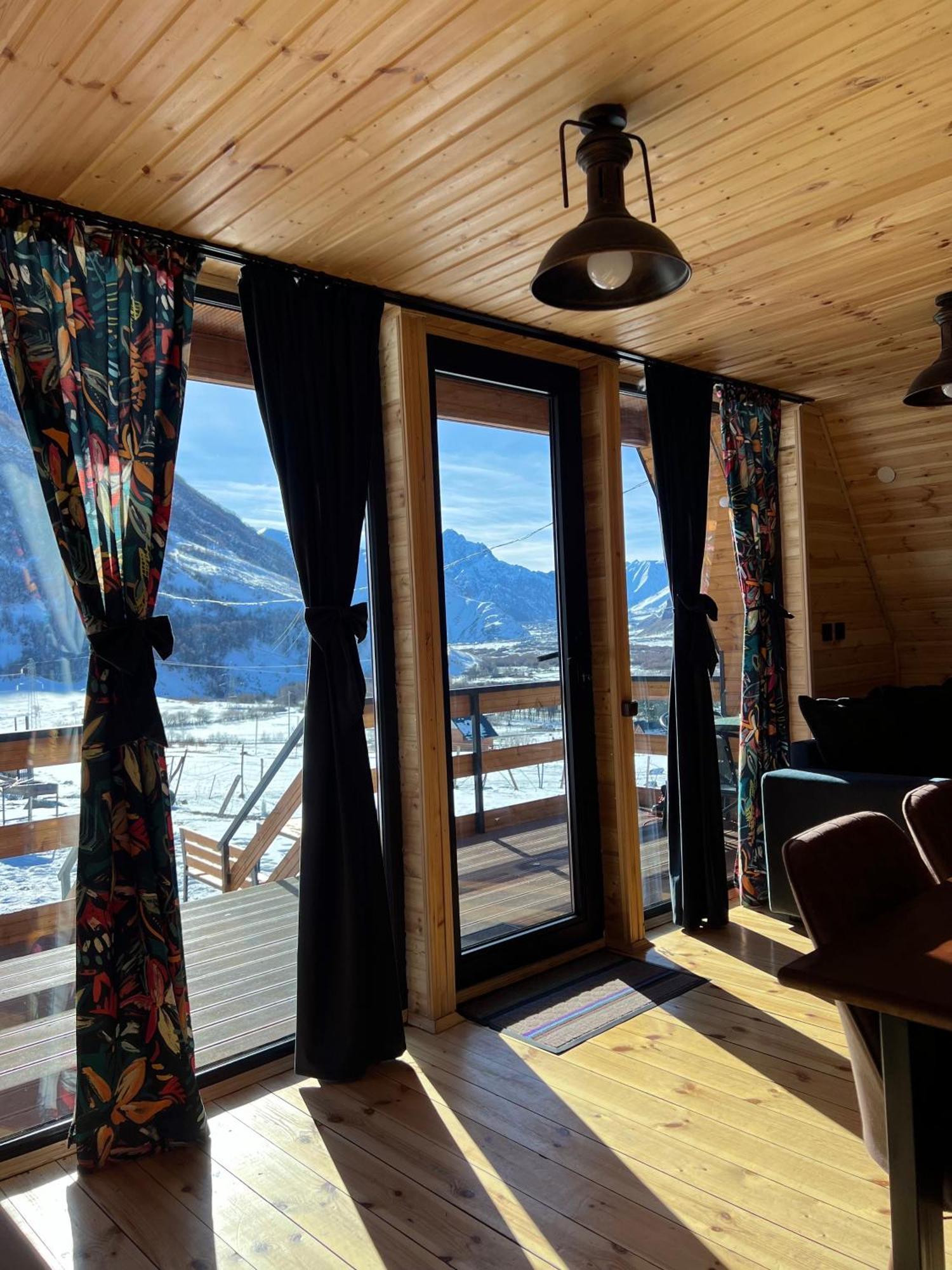 Kazbegi Inn Cottages Zewnętrze zdjęcie